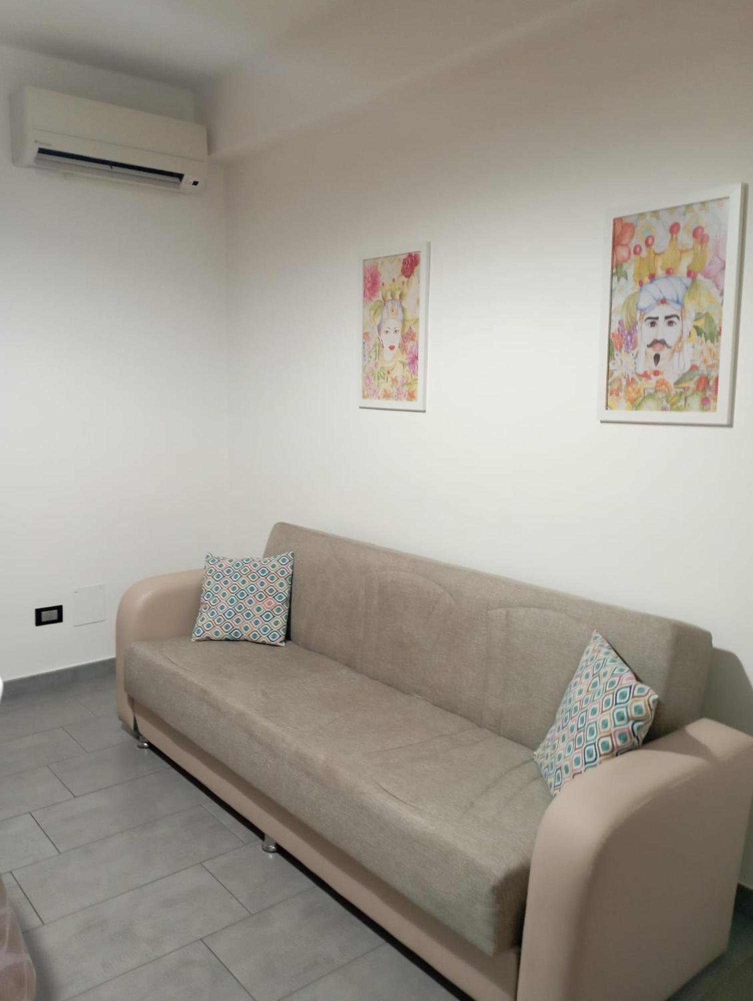 A' Nica Apartment Bagheria Bagian luar foto